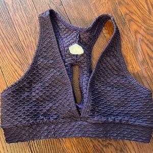 Booty by Brabants Croco Skin Deep v Dusk Top